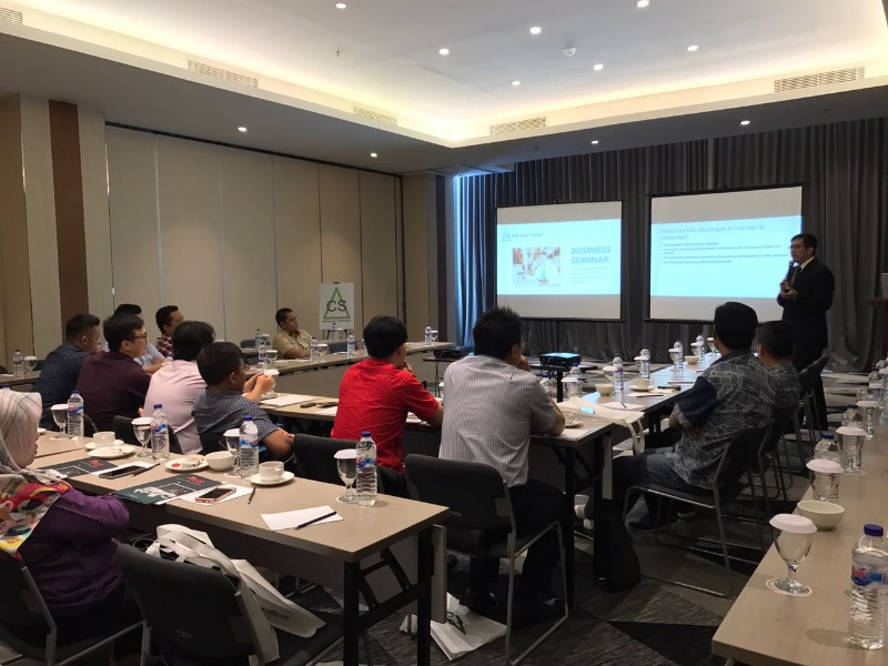 Erfolgreiches Seminar zu integrierten Multi-Device-Systemen für die Leistungssteigerung im Lager